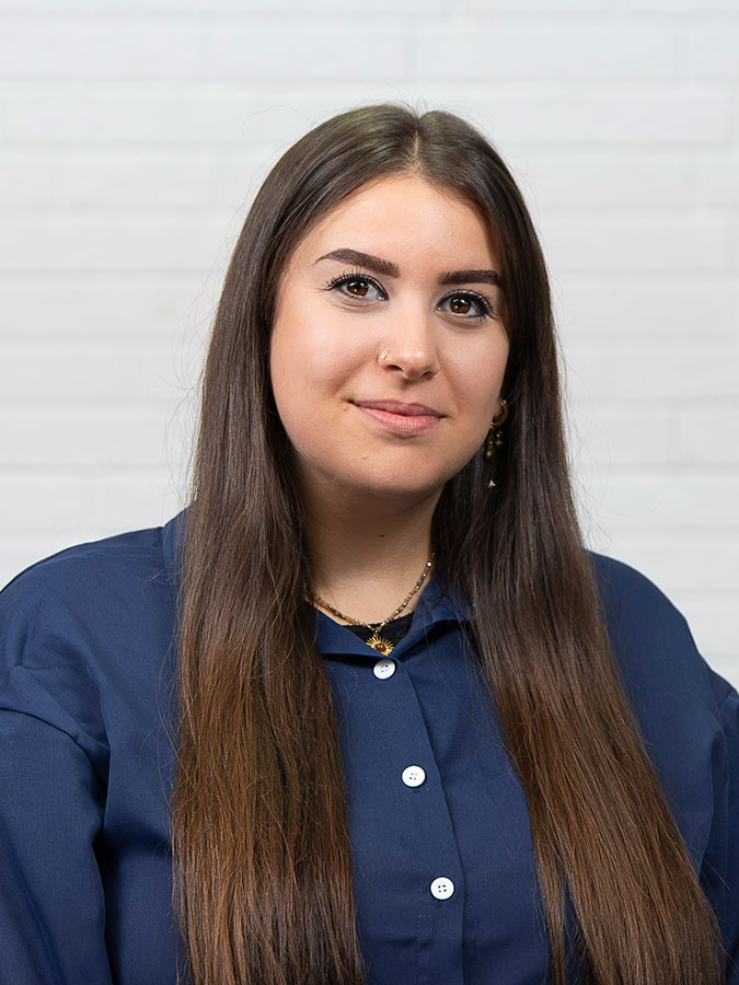 Ela CEKILDEM